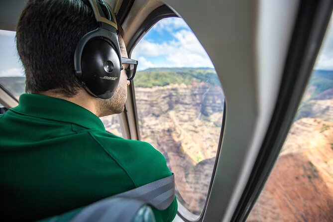 Kauai Deluxe Waterfall Safari: Helicopter Tour - Weather can change the whole plan