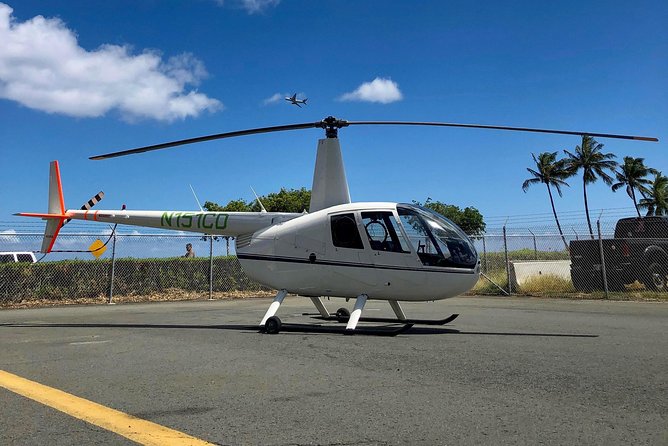 Kauai Private Doors-Off Helicopter: Ultimate Waterfalls & Canyons - Waiʻaleʻale Crater and the Walls of Tears