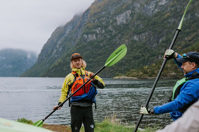 Kayak Tour with Waterfall Views in Geiranger - Key points to know before you book