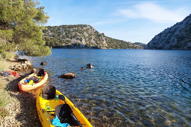 Kayaking and mussels tasting at Krka River estuary-private tours - Paddling into the Krka River estuary