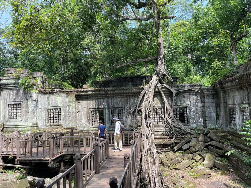 Koh Ker, Kulen Waterfall and Beng Mealea from Siem Reap - Koh Ker and the seven-level pyramid