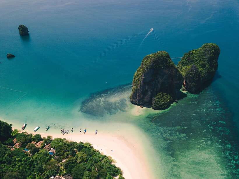 Krabi: Emerald Pool, Hot Waterfall, & Tiger Cave Temple Tour - The Emerald Pool walk gives you two ways to reach the water