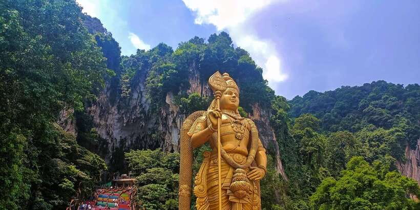 Kuala Lumpur: Batu Caves, Ramayana Caves & Kanching Falls - Should you book the Batu Caves and Kanching Falls tour?