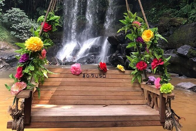 Kulen Waterfall & 1000 Linga River Small-Group Tours - Reading the carvings at the 1000 Lingas River