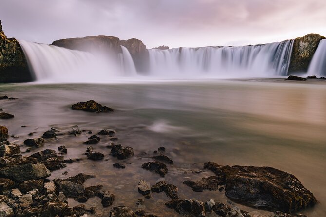 Lake Myvatn, Hot-Springs & Godafoss Waterfall Tour from Akureyri - Guides, buses, and the practical side of the day