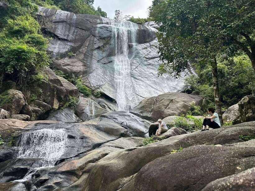 Langkawi: Seven Wells Waterfalls and Sacred Blue Pool Trip - A three-hour walk through Machinchang forest
