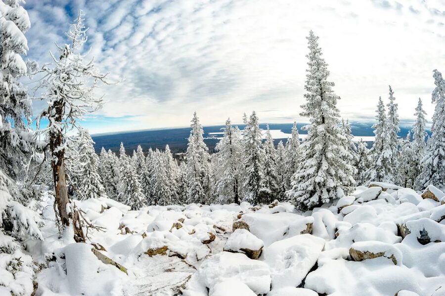 Lapland: The Frozen Waterfalls of Korouoma Tour - Walking among all 14 frozen waterfalls
