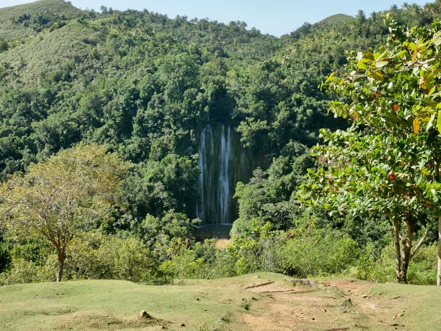 Las Terrenas: El Limón Waterfall Trekking Tour in Samana - The first view of the waterfall