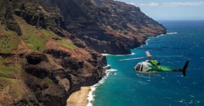 Lihue: Deluxe Waterfall Safari Helicopter Tour