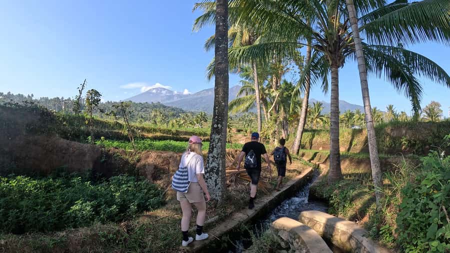 Lombok Waterfall Tour and Panorama Walk - Fitness, clothing, and weather advice