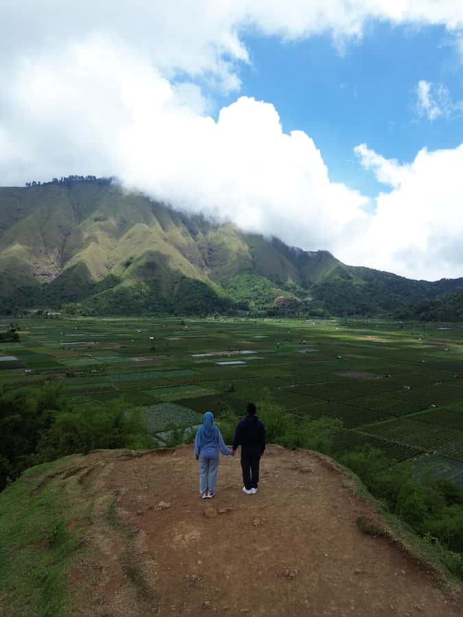 Lombok Waterfalls & Mountain Views Full-Day Tour - A Sasak village and a change of pace