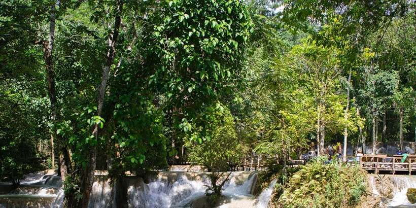 Luang Prabang Thin Pha Trail & Tad Sae Falls Trek - A village lunch with a few practical caveats