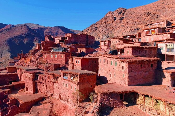 Lunch in the High Atlas: Ourika Valley Waterfalls & 3 Valleys - Who should book this experience?