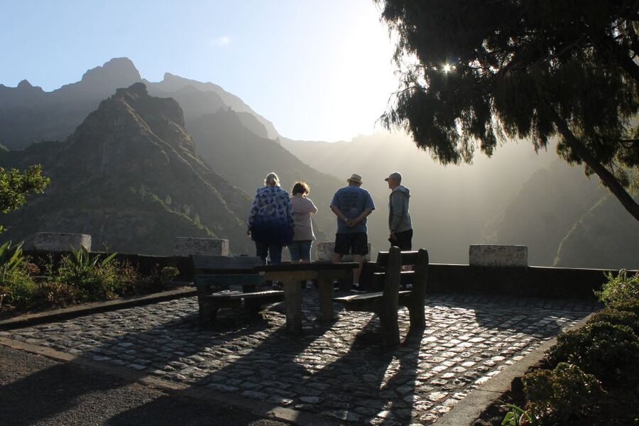 Madeira : Southwest coast, Run & Anjo´s Waterfall 4x4 Tour - The rum and gin stop