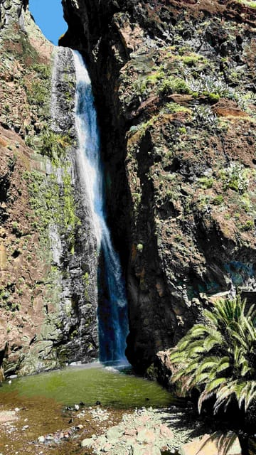 Madeira: Sunny South Side - Cabo Girão, Waterfalls, C. Lobos - Paul do Mar shows the coast beyond the postcard stops