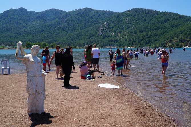 Marmaris: Jeep Safari, Turgut Waterfall, Jesus Beach w/Lunch - The famous water fight between the jeeps