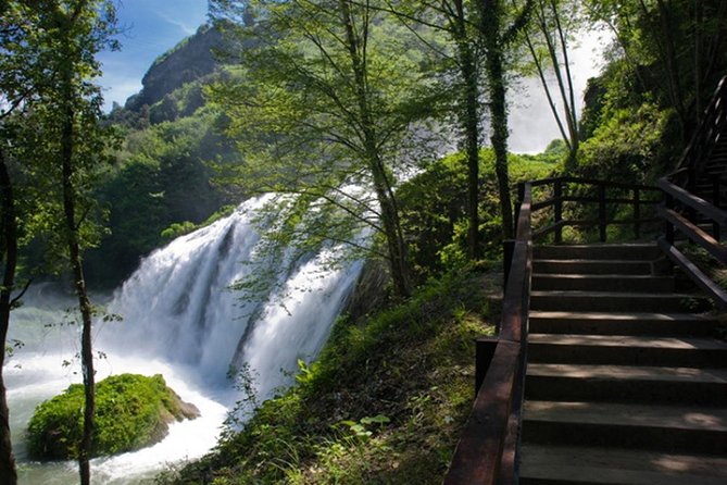 Marmore Falls Naturalistic Tour - Umbria - What the guide adds to the walk