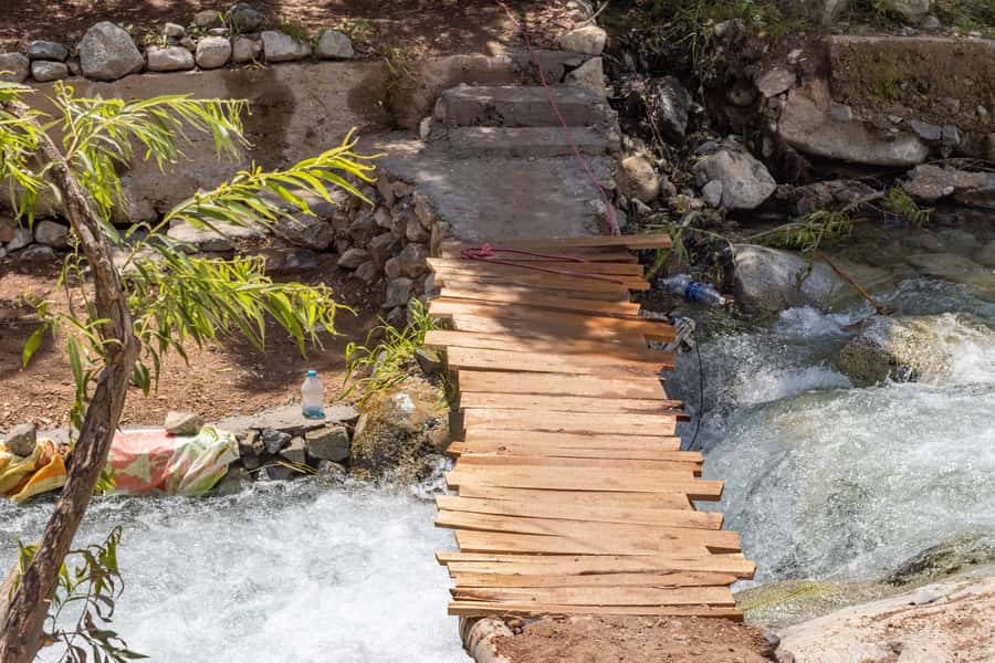 Marrakech: Atlas Mountains & Ourika Waterfalls, Lunch+Guide - Who should book this Ourika day trip?