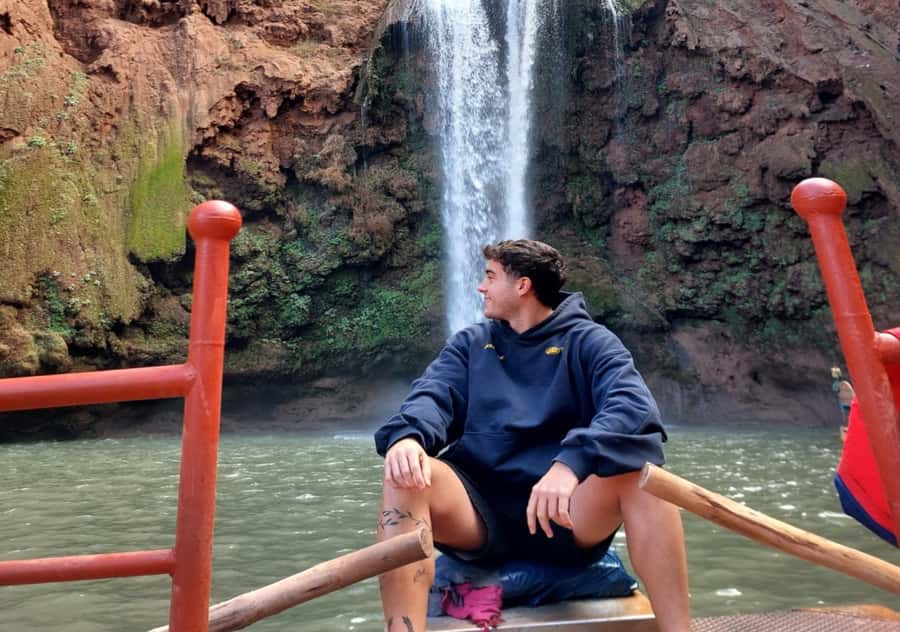 Marrakech: Day Tour to Ouzoud Waterfalls with Boat Trip - Lunch with a view, and a word about the bill