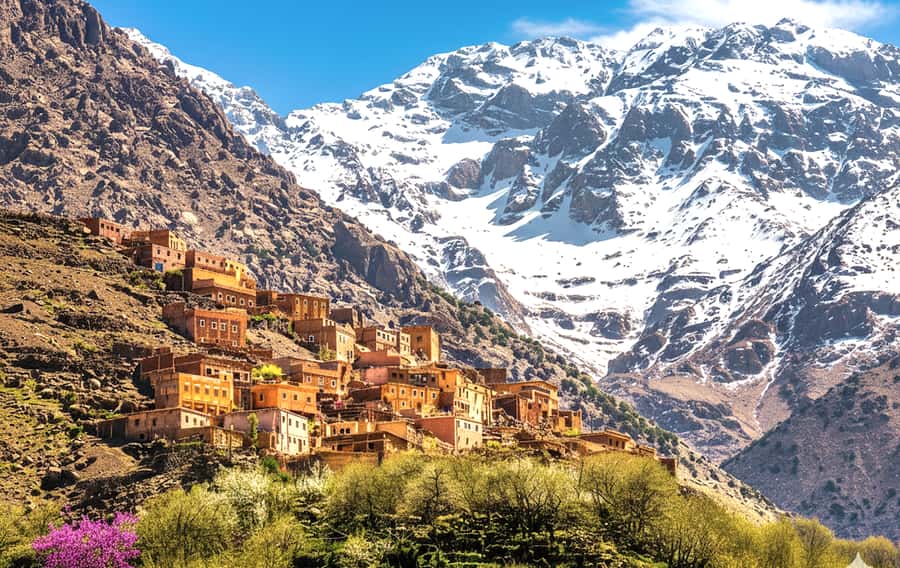 Marrakech: Ourika Valley Day Trip & Waterfalls Hike & Lunch - The minivan ride from Marrakech