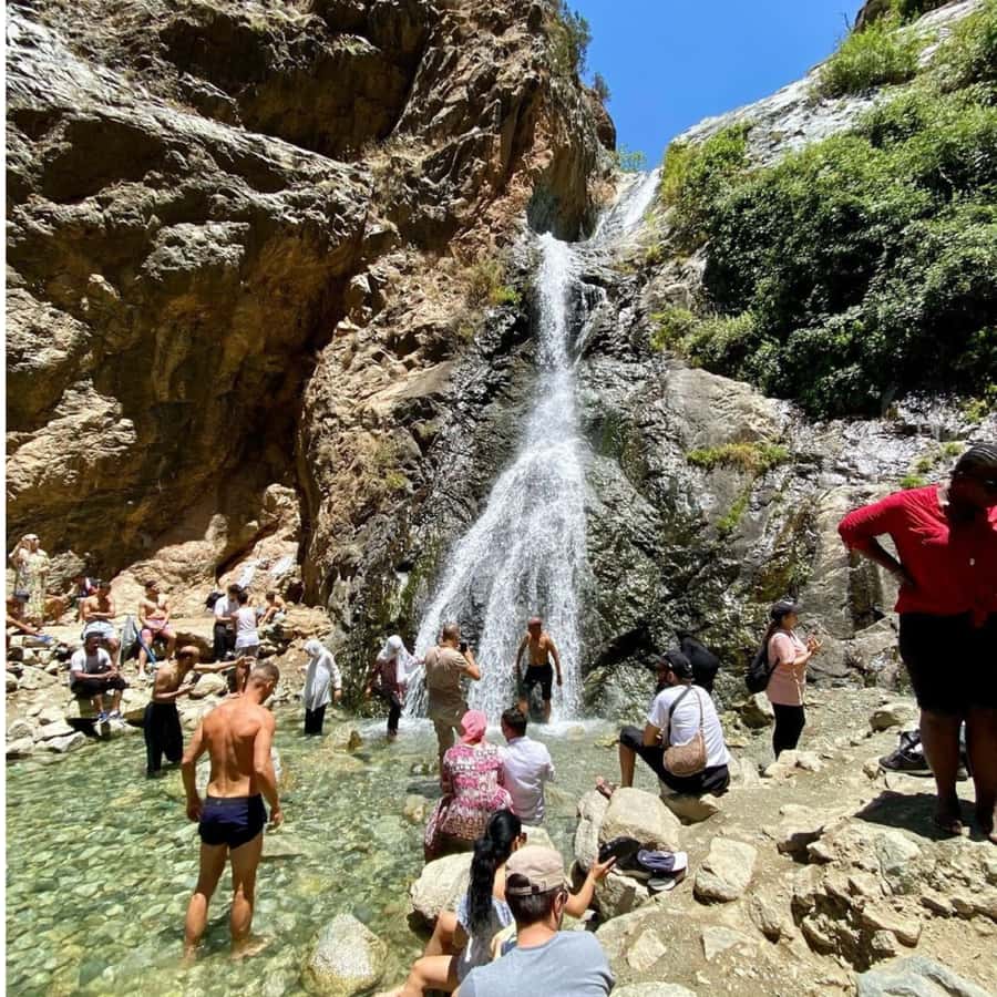 Marrakech: Ourika Valley & Waterfalls Guided Tour with Lunch - Riverside lunch and the value of choosing the meal option