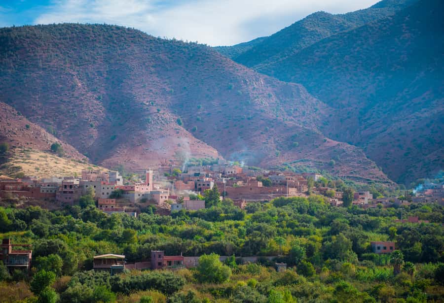 Marrakech: Ouzoud Waterfalls Trip, Guide & Boat + Lunch - Climbing Back to the Valley Rim