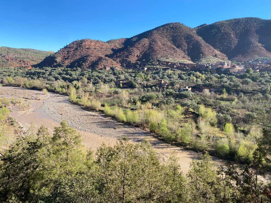 Marrakesh: Ourika Valley Tour & Secret Berber Lunch + Guide - Setti Fadma and the waterfall walk