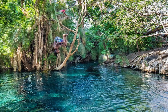 MATERUNI waterfalls, coffe tour & kikuletwa hotsprings - Three northern Tanzania experiences in one long day