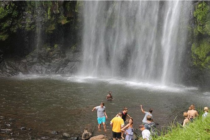 Materuni Waterfalls, Visiting Chagga Village, CoffeeTour Kikuletwa Hotsprings - Walking through Materuni Village to the waterfall