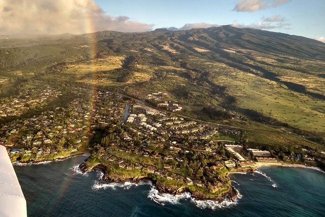 Maui Circle Island-PRIVATE-Air Tour for 2-5: Waterfalls & Lava! - Front Street and Olowalu Beach