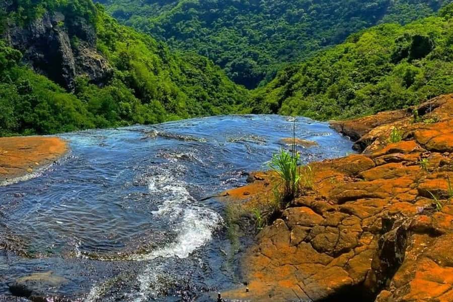 Mauritius: 7 Waterfalls Hike with Lunch and Hotel Transfers - Why Tamarind Falls is worth leaving the beach