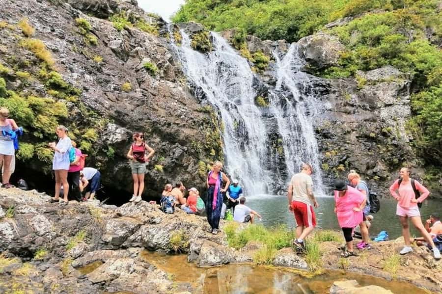 Mauritius: 7 Waterfalls Hike with Lunch and Hotel Transfers - Guides make the difference