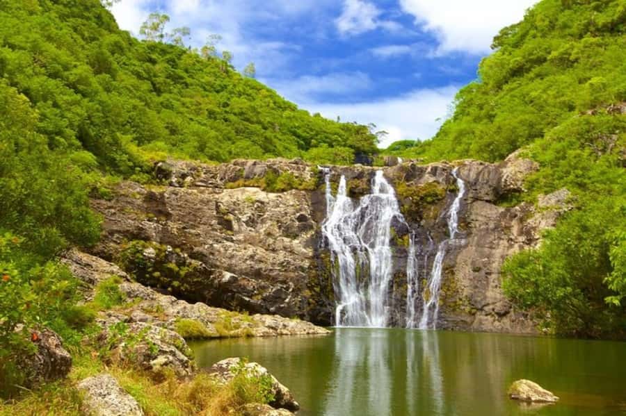 Mauritius: 7 Waterfalls Hike with Lunch and Hotel Transfers - From your hotel to Henrietta