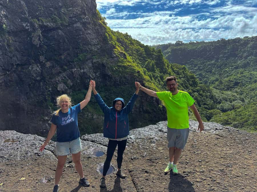 Mauritius: The Iconic Waterfalls hike + Mauritian picnic - What the picnic adds to the experience