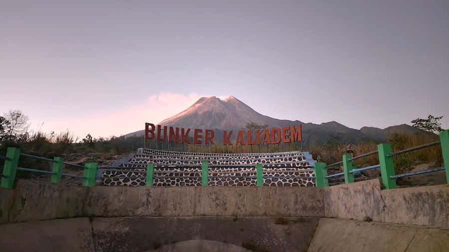 Merapi Volcano 4WD Jeep Tour and Kedung Kayang Waterfall - Who should book this experience?