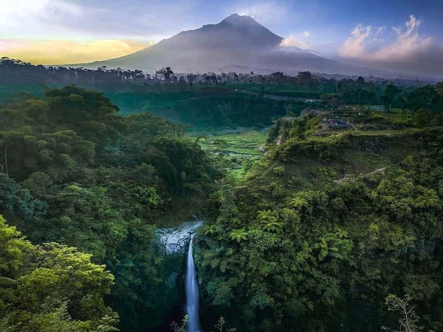 Merapi Volcano 4WD Jeep Tour and Kedung Kayang Waterfall - The 1.5-hour drive through rural Java
