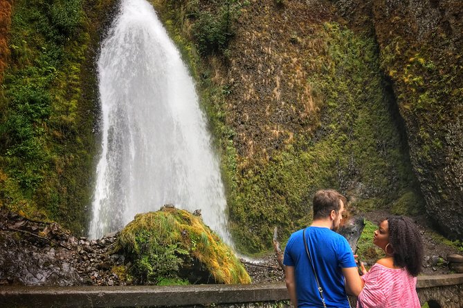 Multnomah Falls and Columbia River Gorge Half-Day Hiking Tour - What the four-hour schedule really feels like