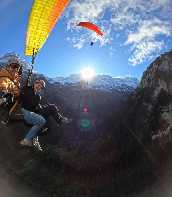 Mürren: Paragliding over Lauterbrunnen Cliffs and Waterfalls - The Lauterbrunnen Valley From Above