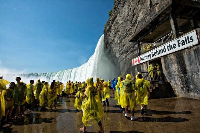 Niagara Falls Canada 3-Hour Tour w/Boat & Behind the Falls - Guides, organization, and the human side