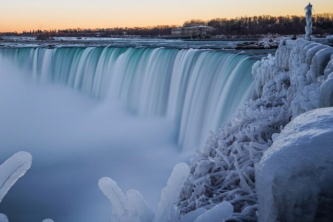 Niagara Falls Canada Day Tour From Toronto + Boat Cruise Option - The guide makes or breaks the day