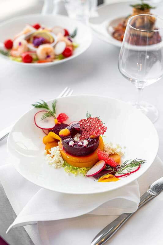 Niagara Falls, Canada: Dining Experience at The Watermark - The Niagara wine included for two