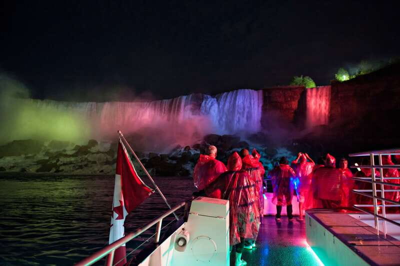 Niagara Falls, Canada: Evening Fireworks Cruise - The Riverside Patio is a useful waiting area