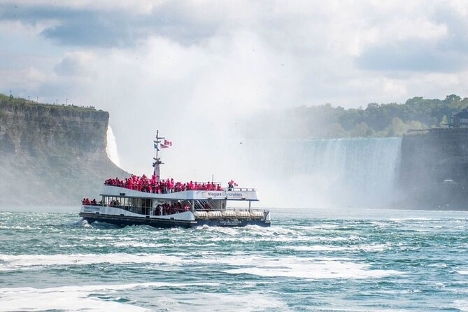 Niagara Falls Canada Walking Tour With Boat Cruise - Price and value at $93.88