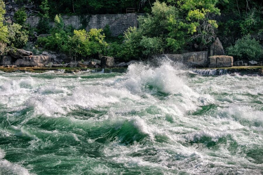 Niagara Falls, Canada: White Water Walk Entry Ticket - Getting there by car or WEGO