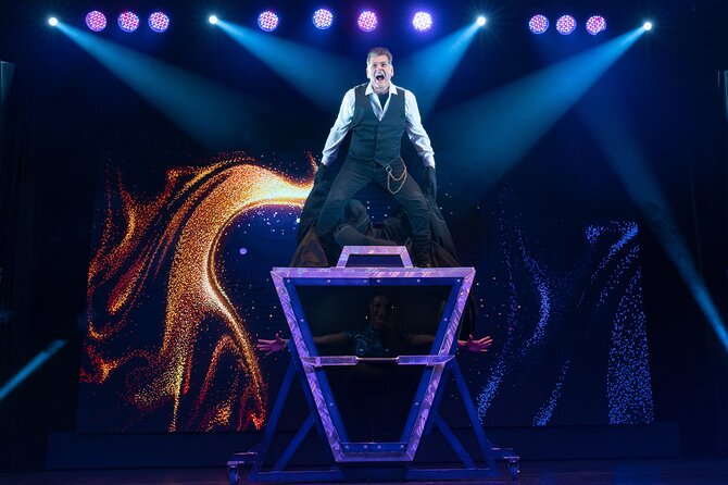 Niagara Falls, Canada: Wild Magic Show Ticket - Is the $22.02 ticket good value?