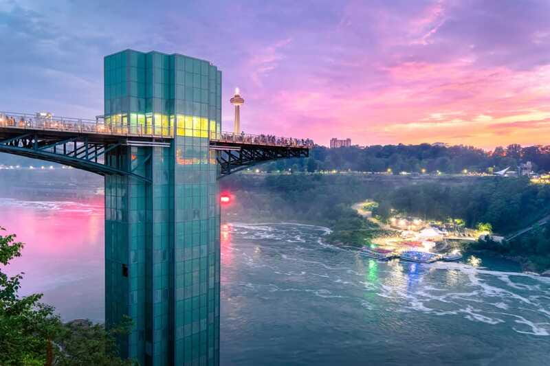 Niagara Falls: Canadian and American Deluxe Day Tour - Guides make or break a packed schedule