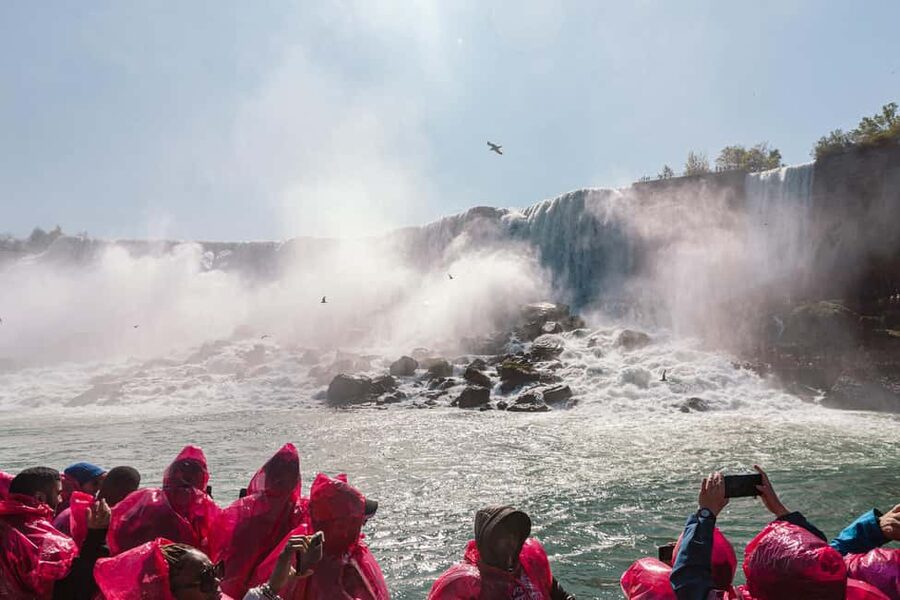 Niagara Falls: Early Access Boat & Journey Behind the Falls - FAQ
