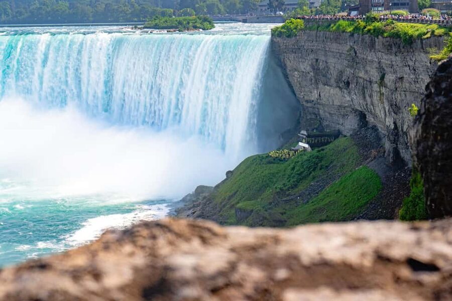 Niagara Falls: Early Access Boat & Journey Behind the Falls - A guided walk along the main viewpoints