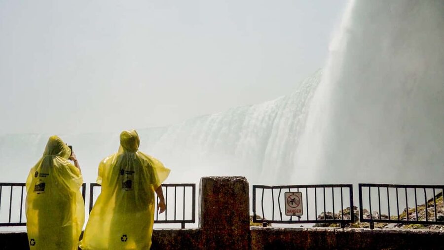 Niagara Falls: Premium Tour, Boat & Journey Behind the Falls - Dufferin Islands and the International Control Dam