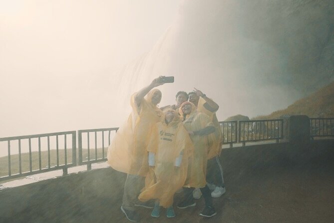 Niagara Falls Tour: Boat Cruise, Journey Behind Falls and Skylon - The walking and mobility reality